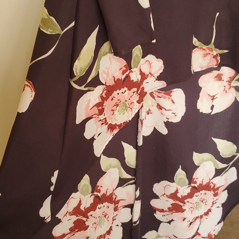 shirt - Picture 2 of 2
